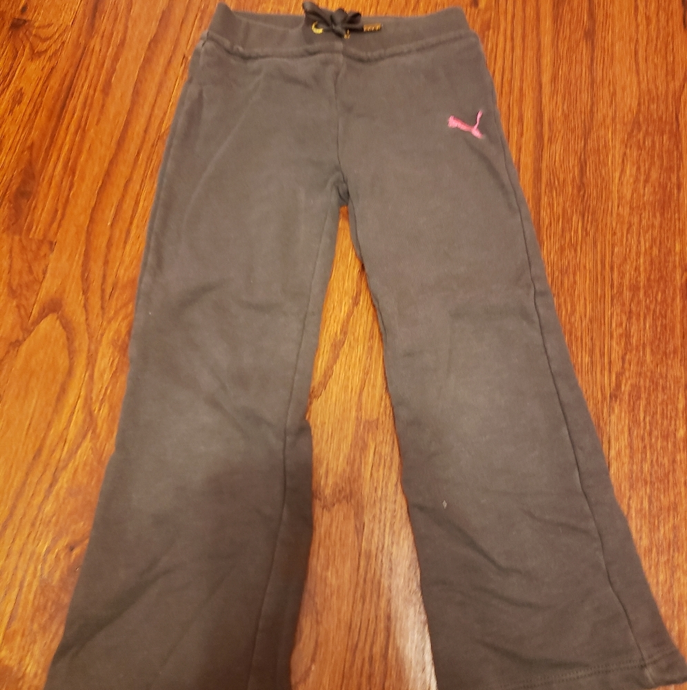 Puma girls sweats sz 5